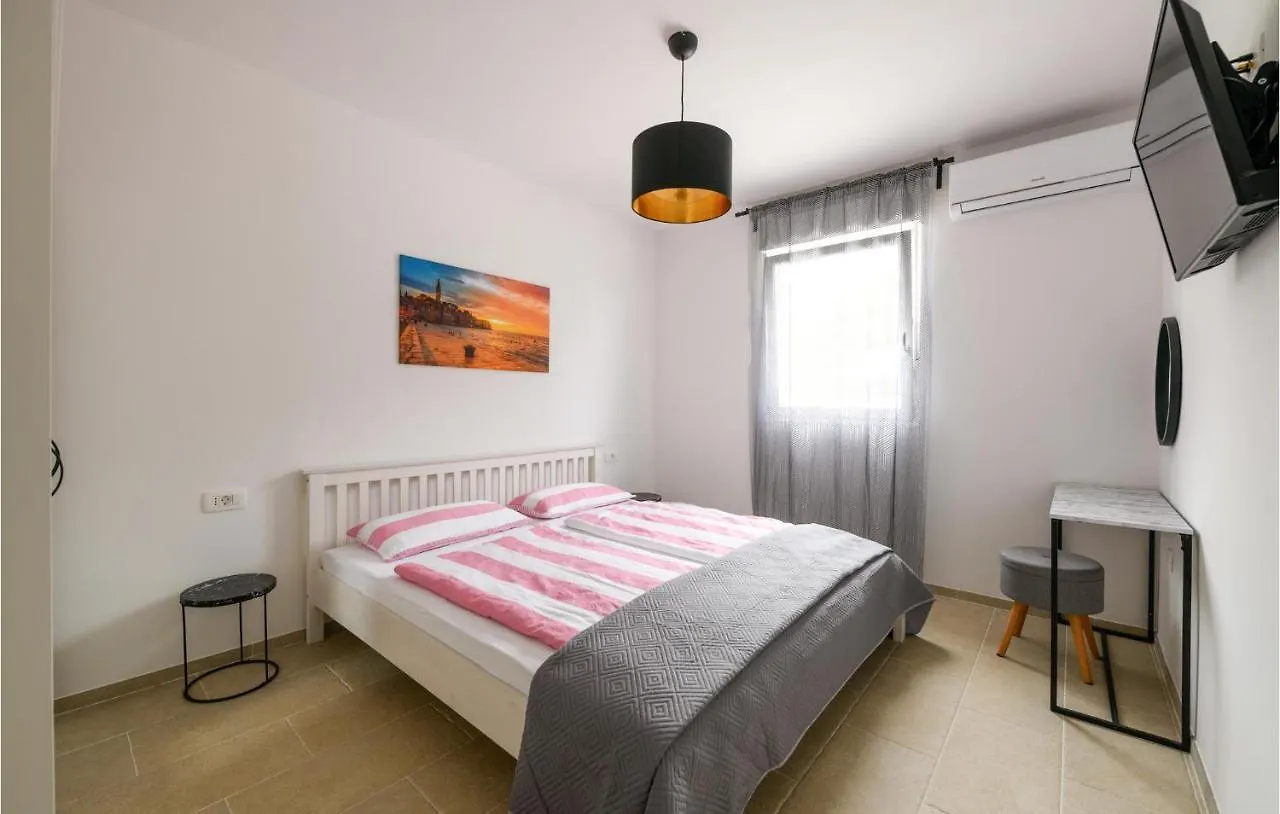 3 Bedroom Amazing Home In Vodnjan 0*,  Hırvatistan