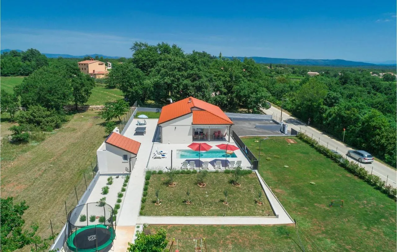 Feriehus 3 Bedroom Amazing Home In Vodnjan Kroatien